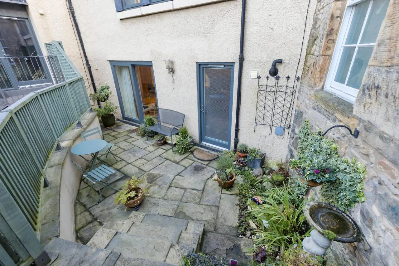 429 - New Town Hide Away With Parking Apartment Edinburgh