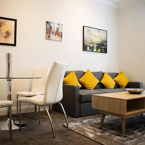 Apartment Beautifully Renovated -central, Edinburgh