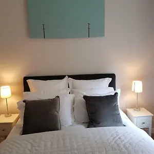 Apartment Spacious Modern Stockbridge/new Town, Edinburgh